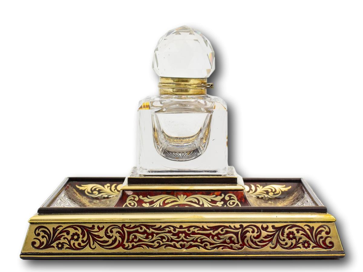 Overview of the large Boulle Inkwell 
