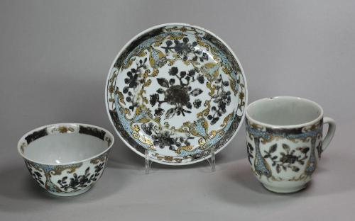 Chinese teabowl, teacup and saucer, Yongzheng (1723-35)