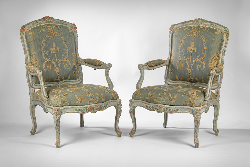 Exceptional Pair of Late Louis XV Painted Fauteuils A La Reine