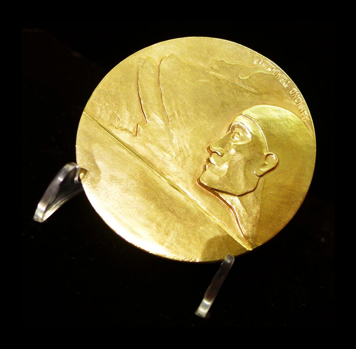 Raymond Templier rare bronze medallion