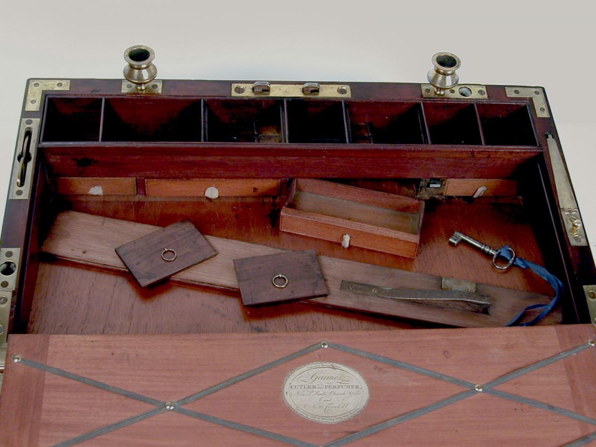 Georgian portable writing box
