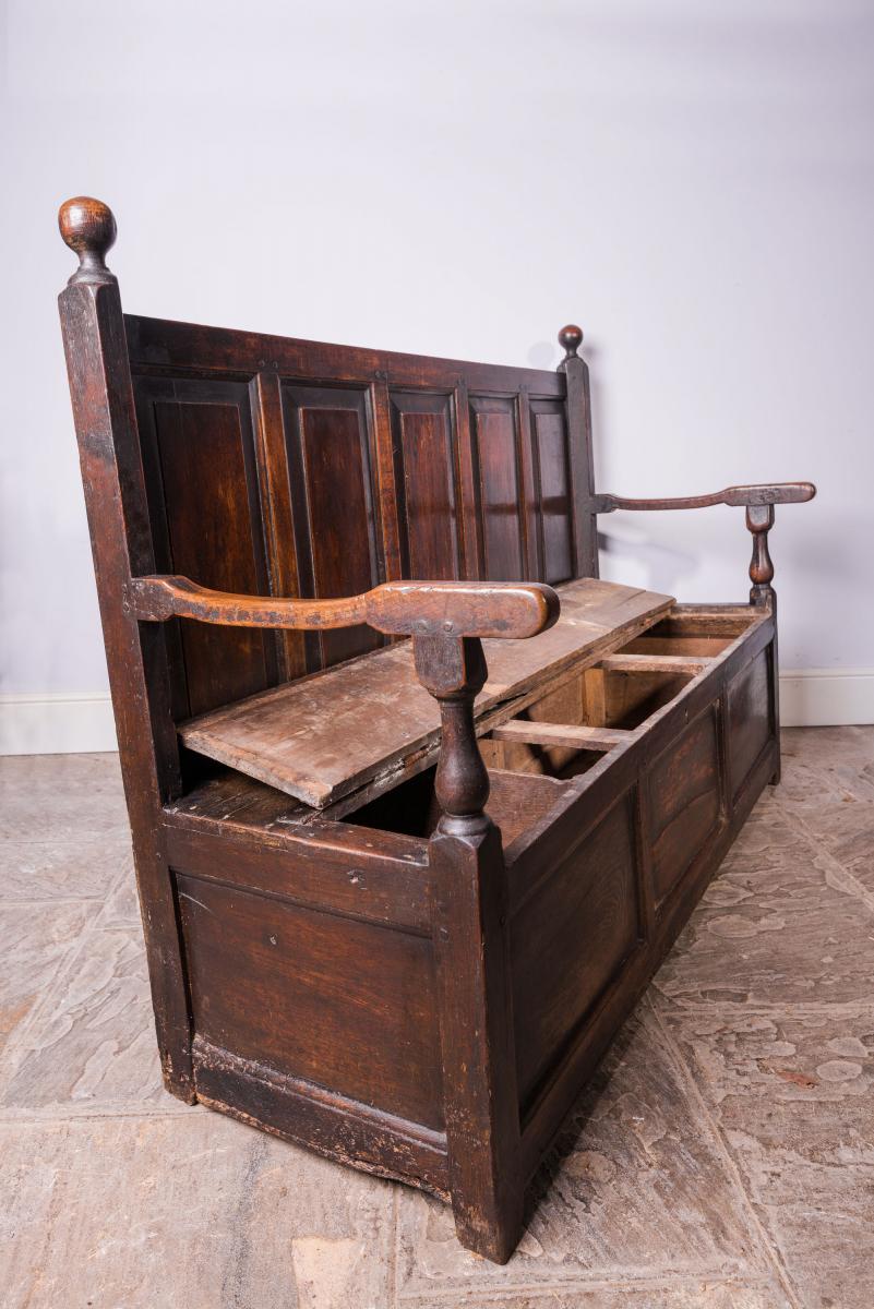 An 18th Century Oak Box Settle
