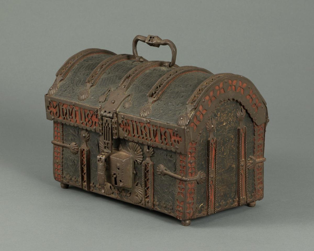 Casket, Leather, cuir bouilli and iron, mounted on red fabric on a wood core, Spain, probably Salamanca, c. 1480 – 1500
