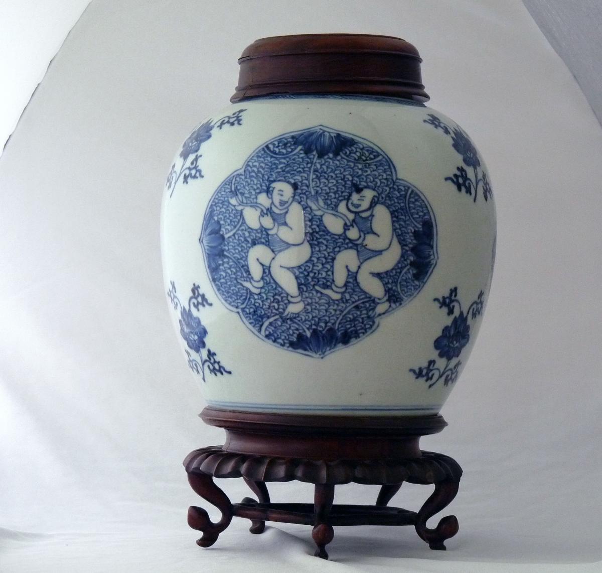 Kangxi Blue and White Lidded Jar