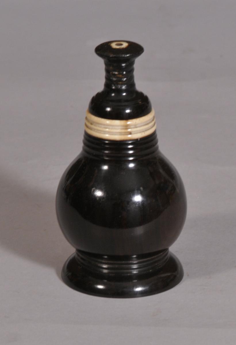 S/3262 Antique Treen 19th Century Laburnum Spice Flask