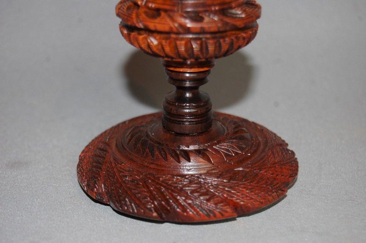 Coquille Nut Thimble Holder, 19th Century
