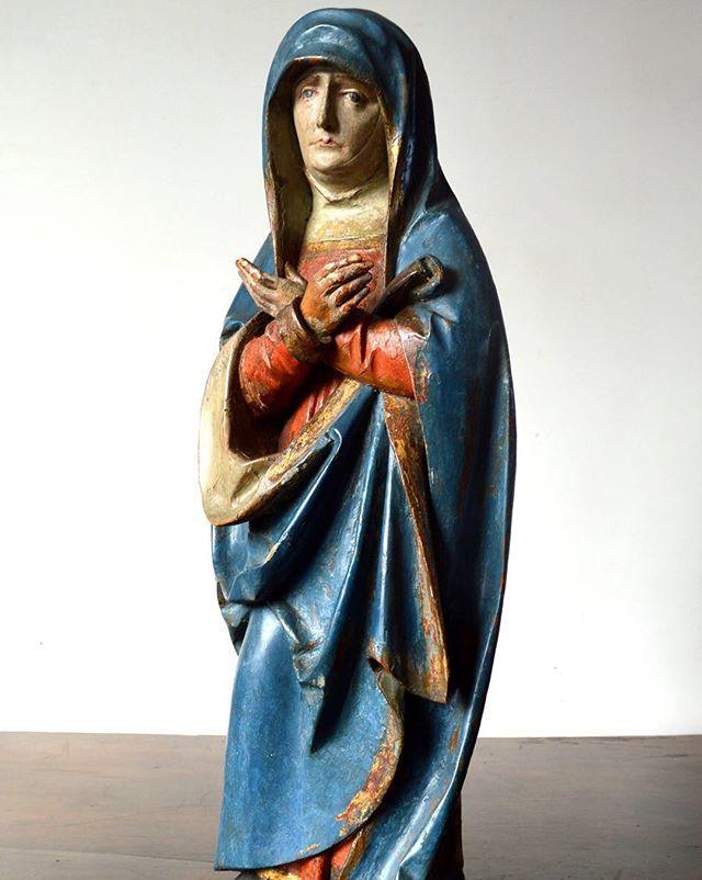 Limewood sculpture of the virgin. Southern Germany, early 16th century