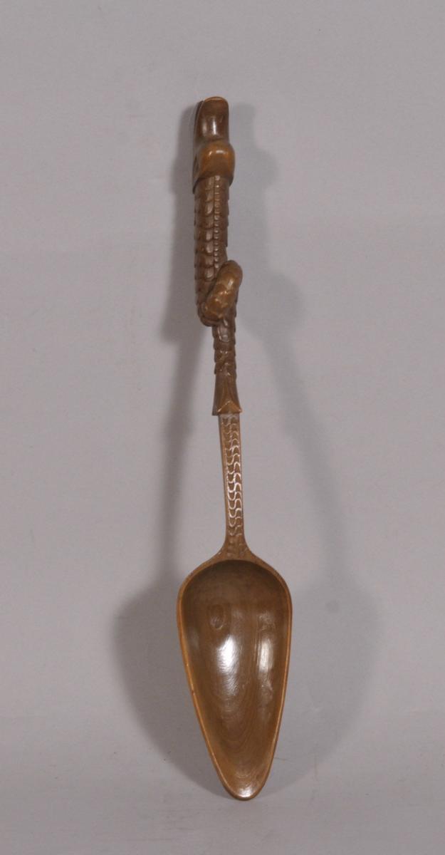 S/3500 Antique Treen 19th Century Cedar Wood Spoon