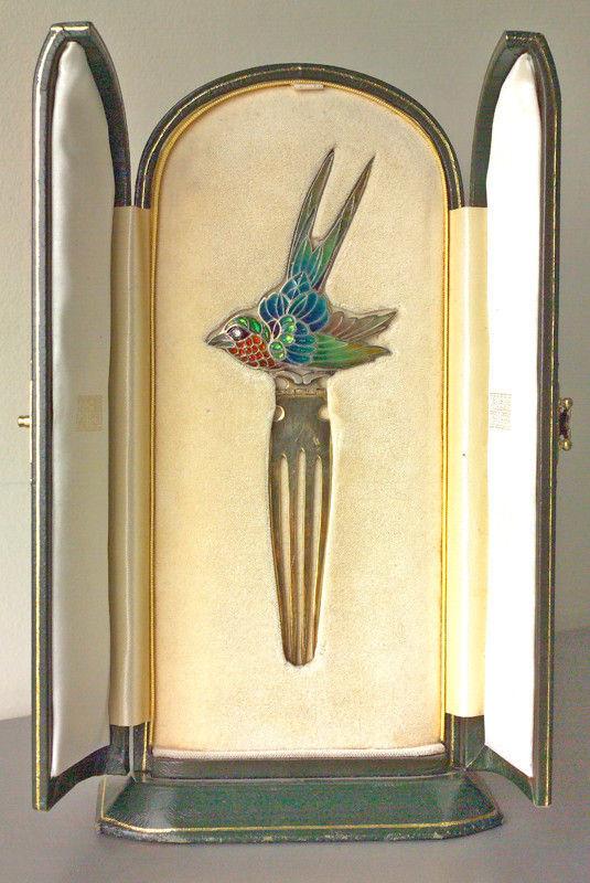 BRITISH ARTS & CRAFTS (1880-1930) Swallow Hair Comb