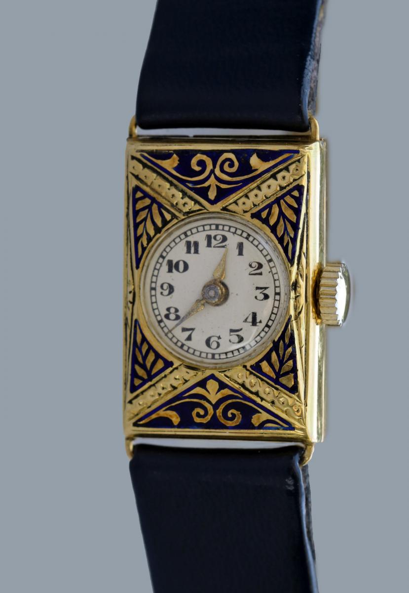  ART DECO Enamelled Gold Wristwatch