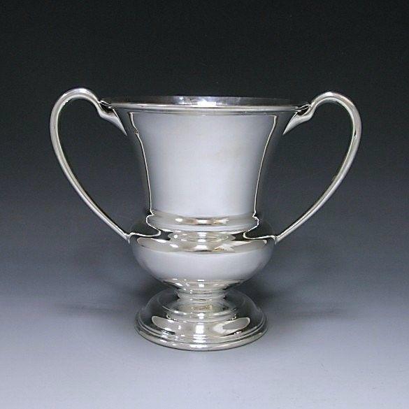 Silver trophy cup Charles Edwards 1913