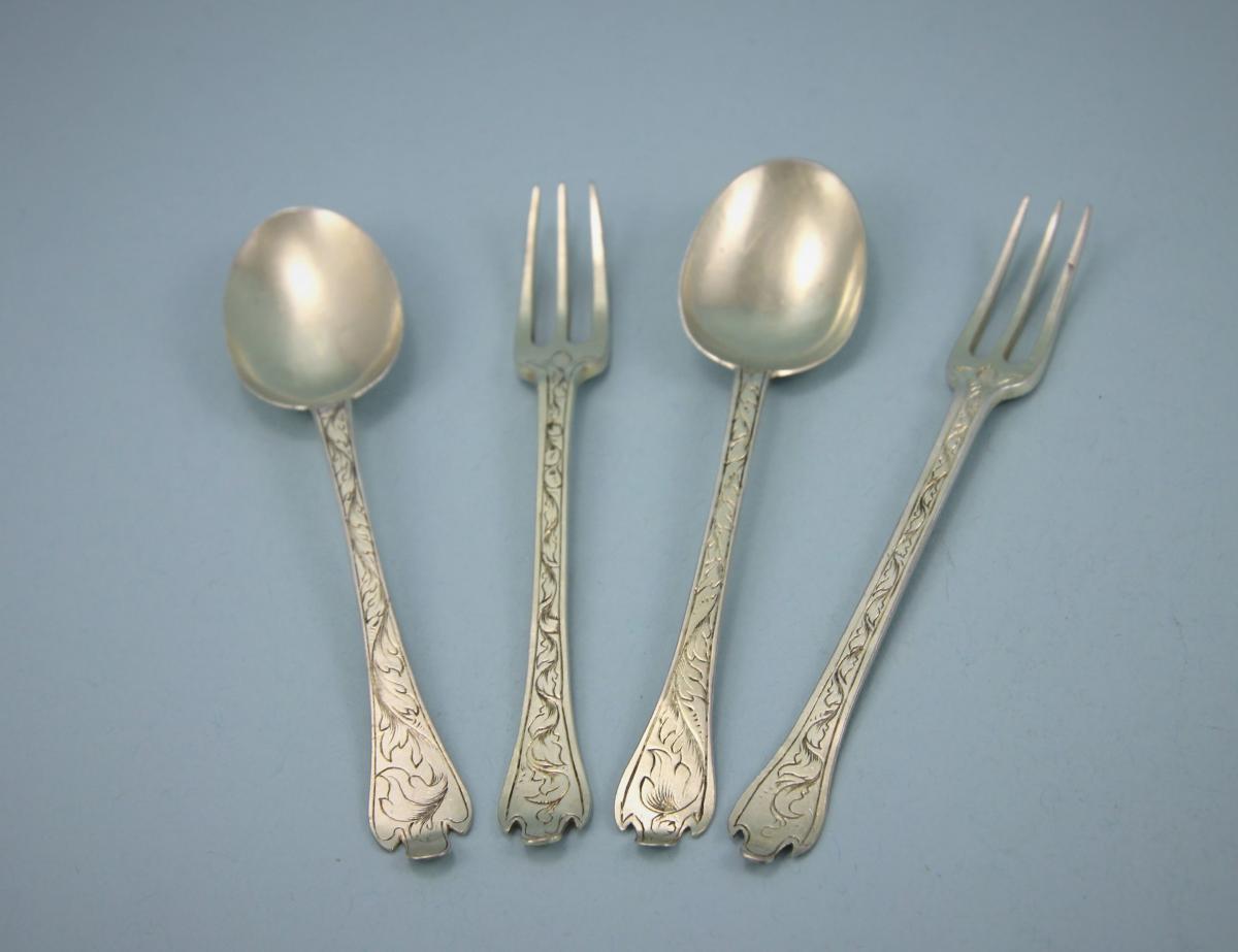 JAMES II Set of 2 Small Silver Gilt Chased Trefid Forks and Spoons. London circa 1685