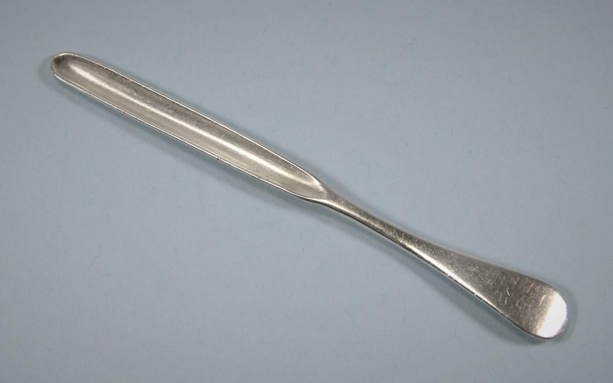 GEORGE III Small Sterling Silver Marrow Scoop by John Lambe.