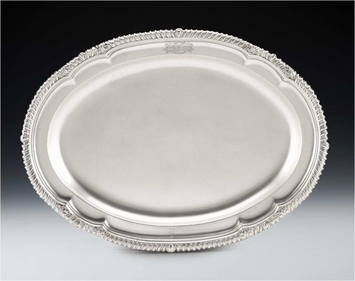 An extremely fine George IV Meat Dish/Serving Platter made in London in 1825 by Richard Sibley