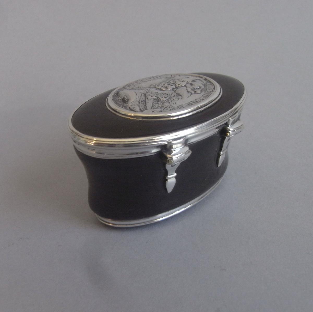 An important William III silver mounted Tortoiseshell Commemorative Standing Snuff Canister, inset with a cast Commonwealth Roya