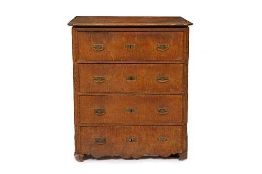 A 19th century Continental painted chest of drawers