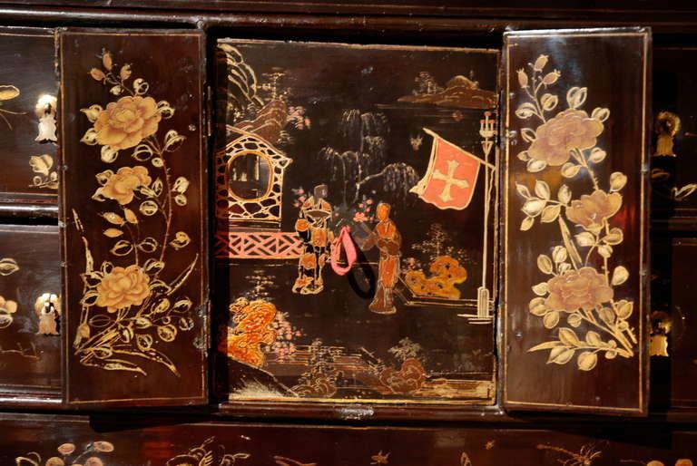 A small early 18th Century lacquer bureau bookcase.  ​Circa 1730