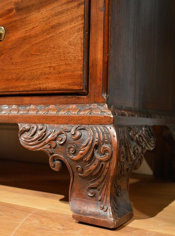  ​A good 18th Century mahogany tallboy in two sections. ​Circa 1750