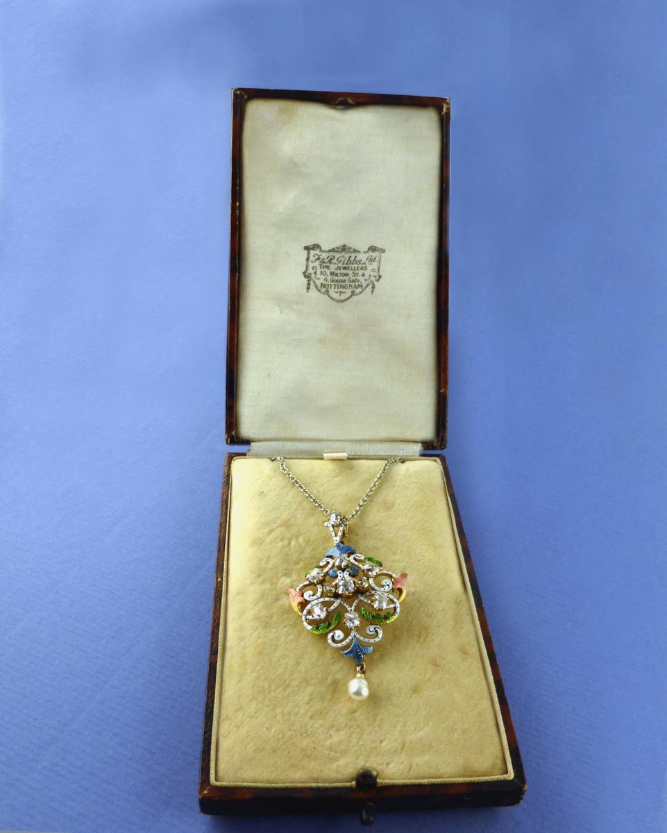 18ct Guilloché Enamel, Diamond, Pearl, Art Nouveau Pendant circa 1900