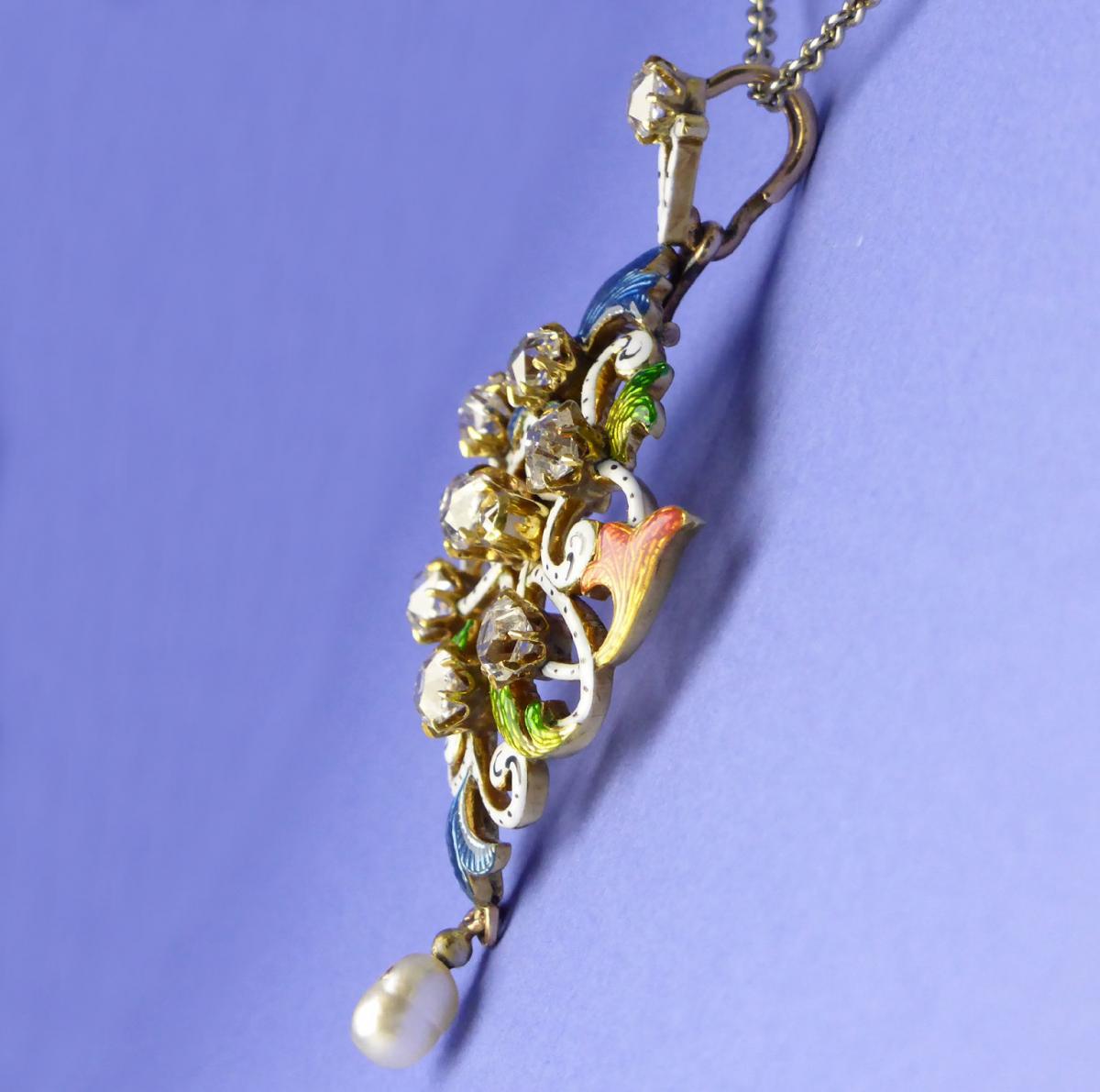 18ct Guilloché Enamel, Diamond, Pearl, Art Nouveau Pendant circa 1900