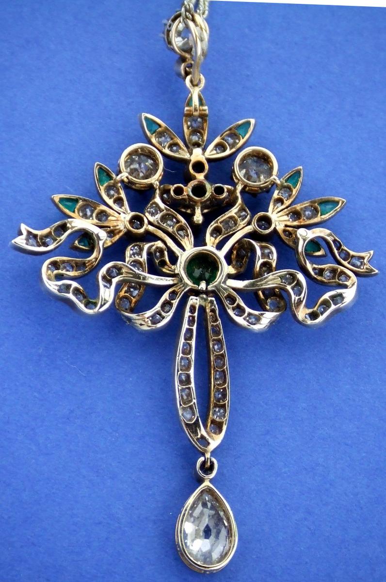 Emerald & Diamond Belle Epoch Pendant c1900