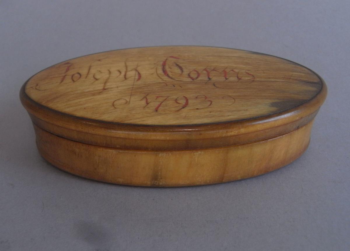 A very rare George III Shaded Horn Snuff Box made circa 1793