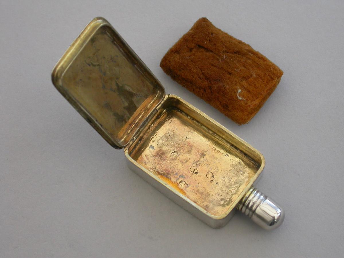 George III Silver 'Snuff Bottle' Vinaigrette