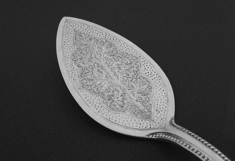 Victorian Silver 'Bead' Pattern Butter Spade
