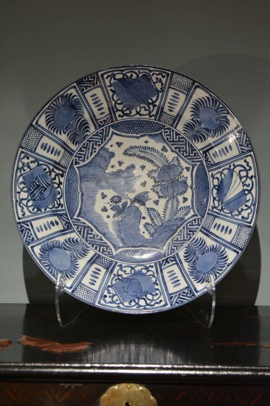  A Japanese blue and white dish in the Kraak style