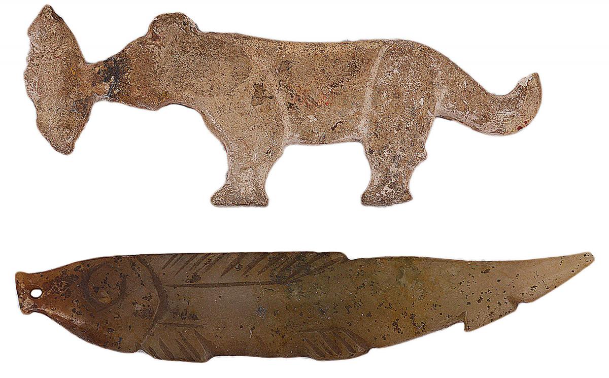 Fish pendant and figure of a beast Late Shang (BC 1500-1046)
