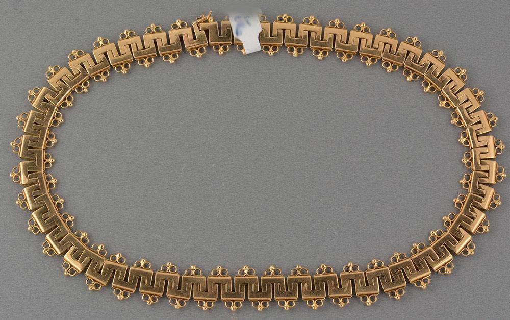 French 18ct gold necklace, circa 1910