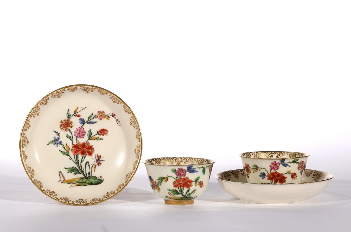 A Pair of Capodimonte Teabowls and Saucers