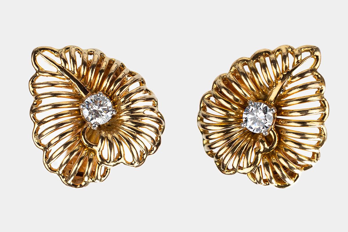 Cartier Earrings of Leaf Design in 18 Karat Gold and Diamonds, French circa 1950