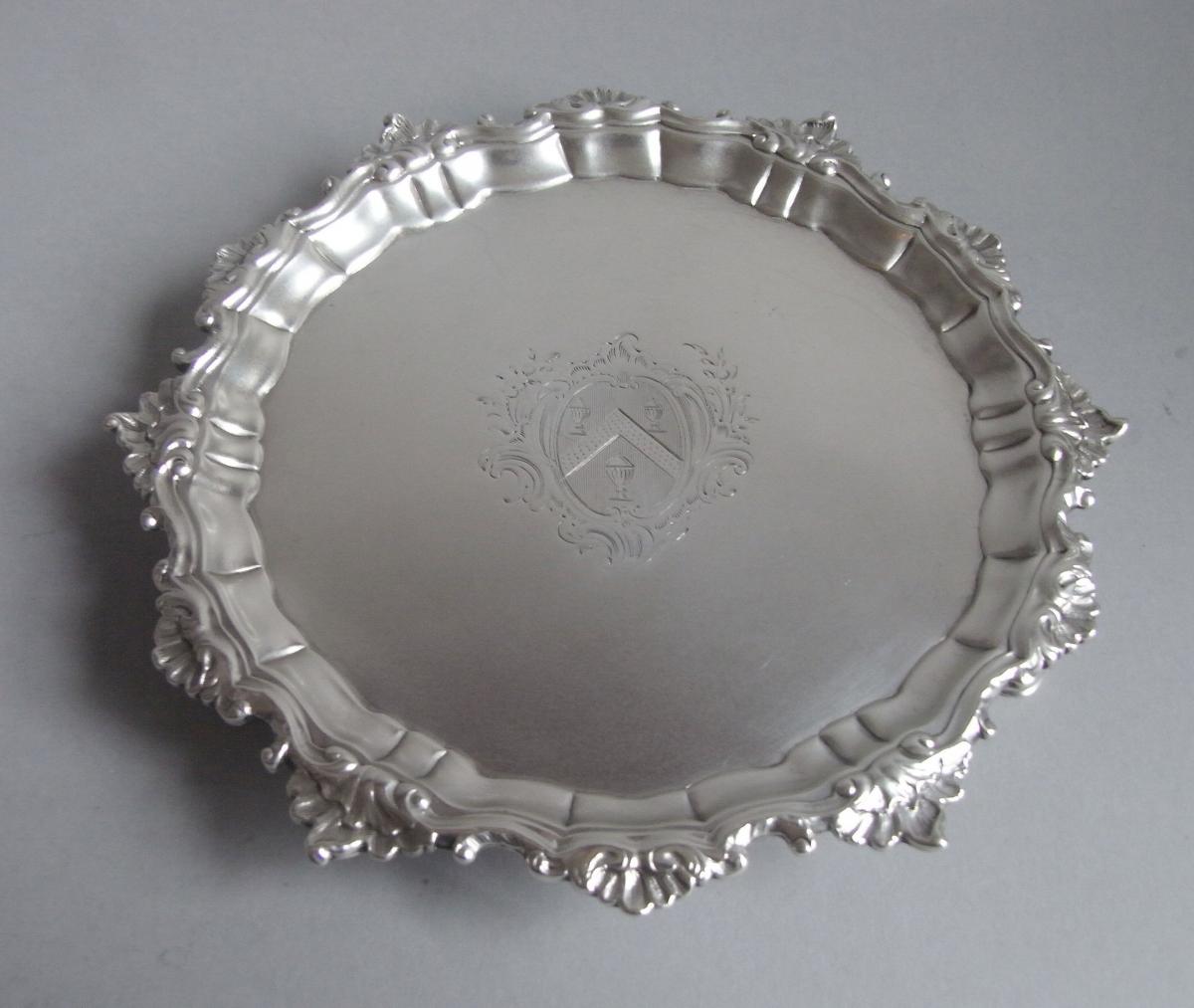 A good George II Salver made in London in 1754 by Thomas Robinson