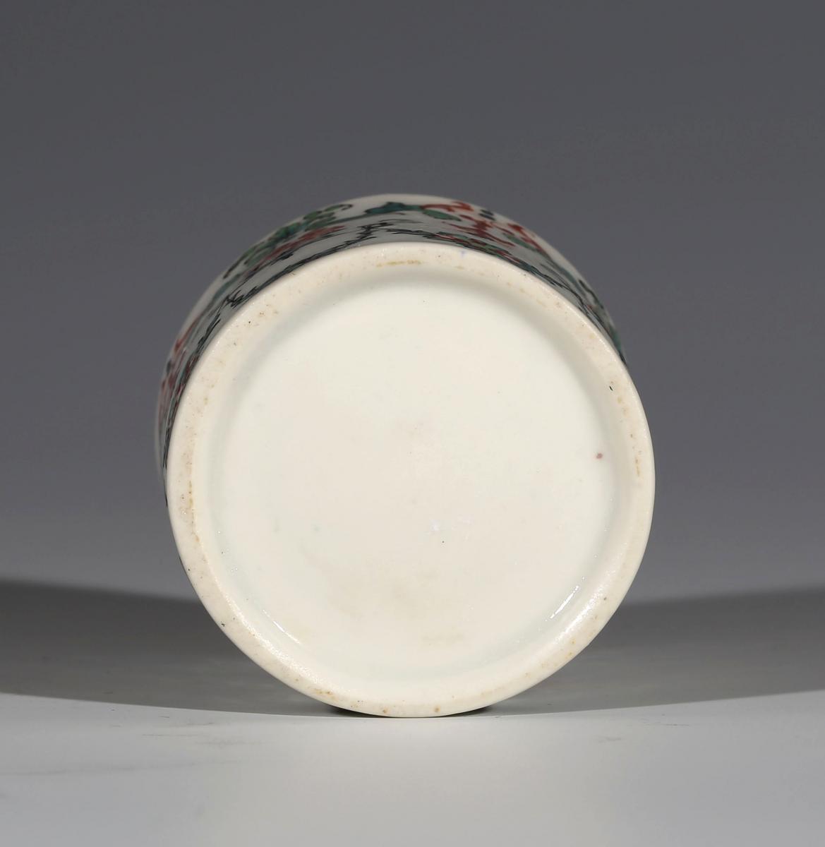 A Saint-Cloud Polychrome Pot à Fard and Cover