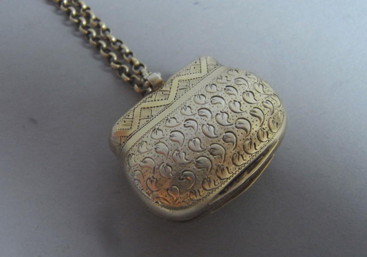 A very unusual George III silver gilt Handbag Vinaigrette made in Birmingham in 1819 by Thomas Bettridge
