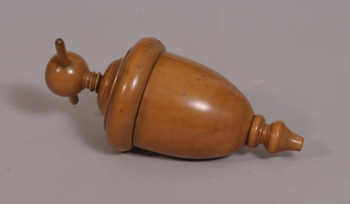 S/3691 Antique Treen 19th Century Boxwood Urn Shaped Lemon Squeezer