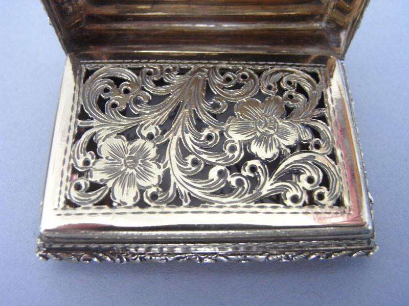 A Very Fine Silver Gilt Vinaigrette made in Birmingham in 1838 by Nathaniel Mills