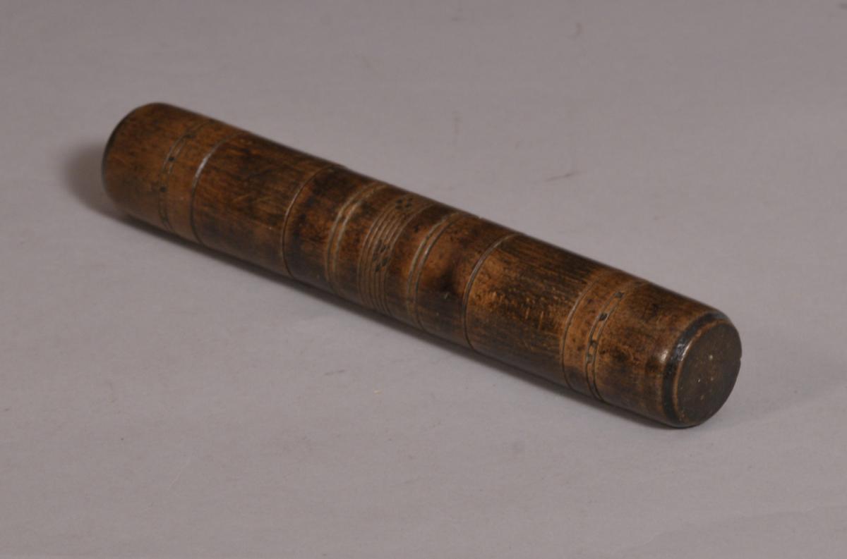 S/3738 Antique Treen 19th Century Beech Sail Maker's Needle Case