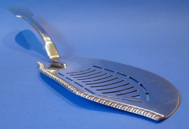 Exeter Silver 'Gadroon' Fish Slice