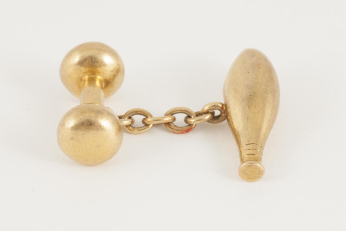 Antique Cufflinks of Dumbbell & Indian Club in 18 Carat Gold, English circa 1870