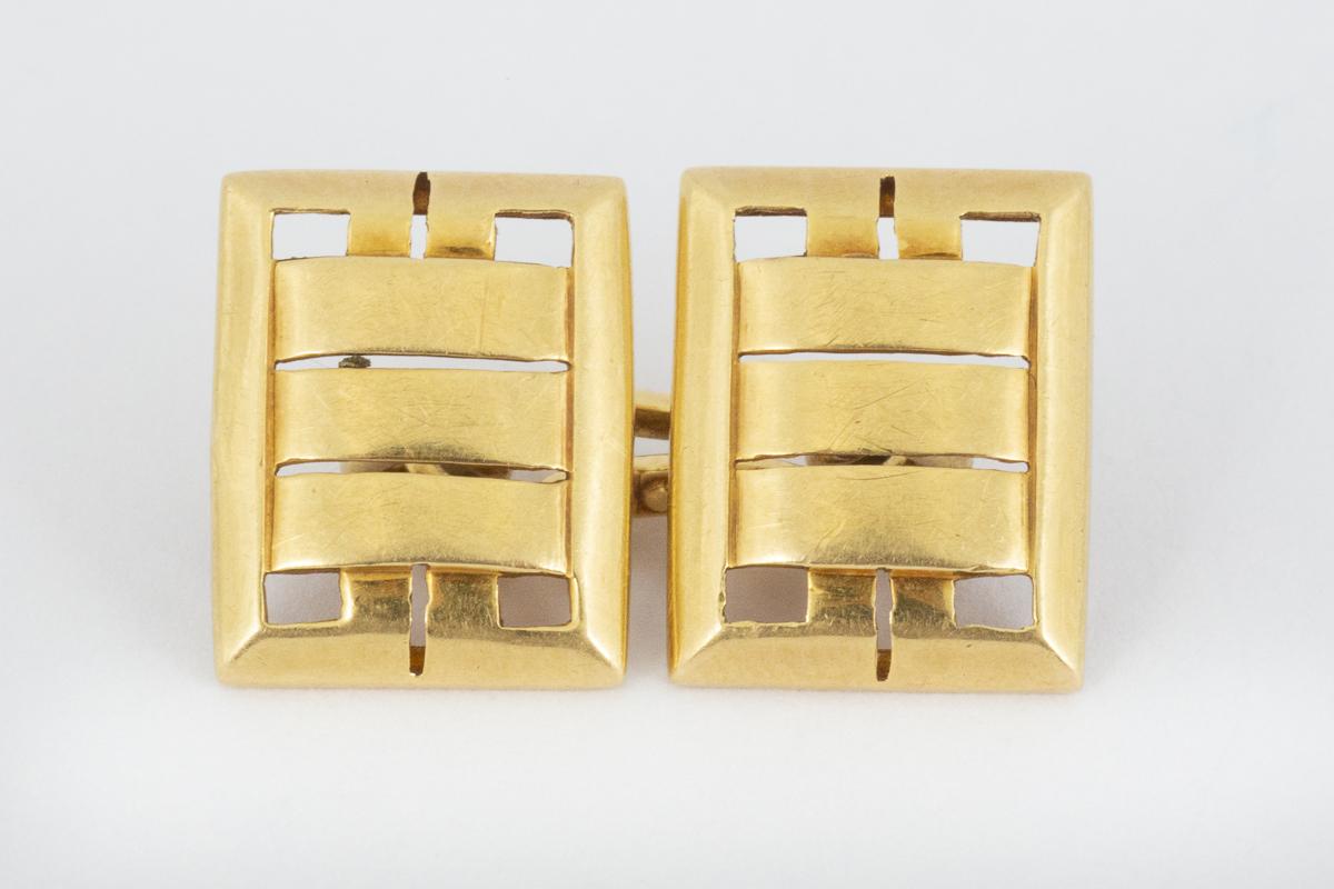 Vintage Cufflinks in 18 Carat Gold in an Openwork Woven Design, English circa 1930