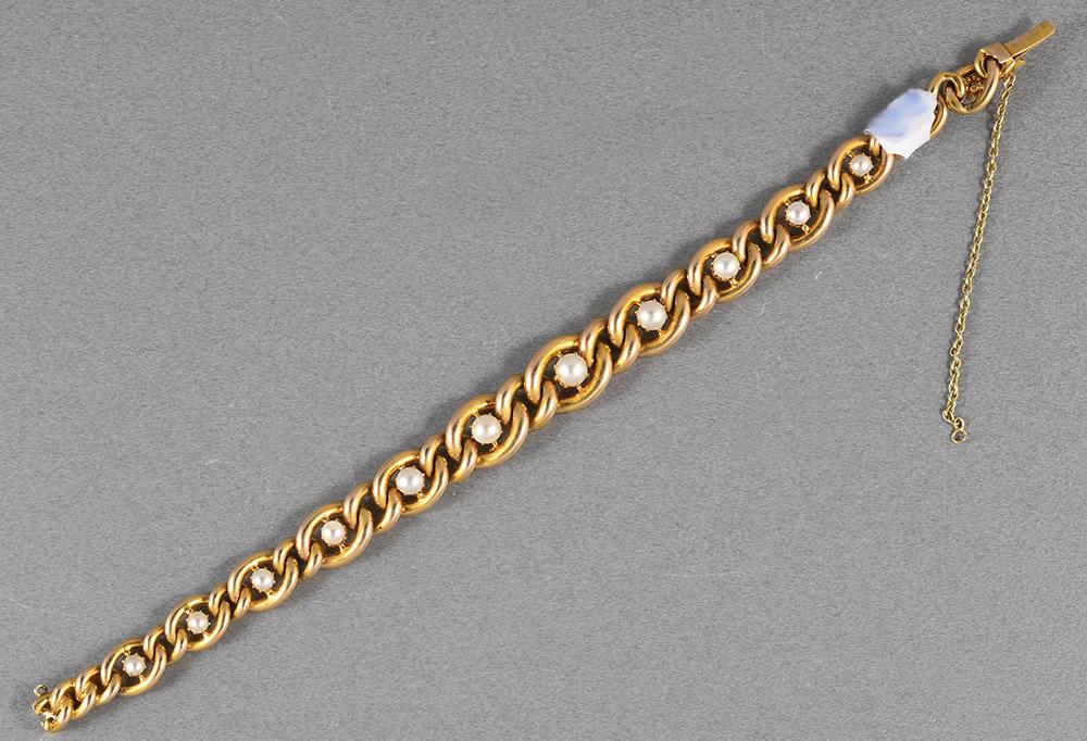 Edwardian natural pearl 15ct gold bracelet