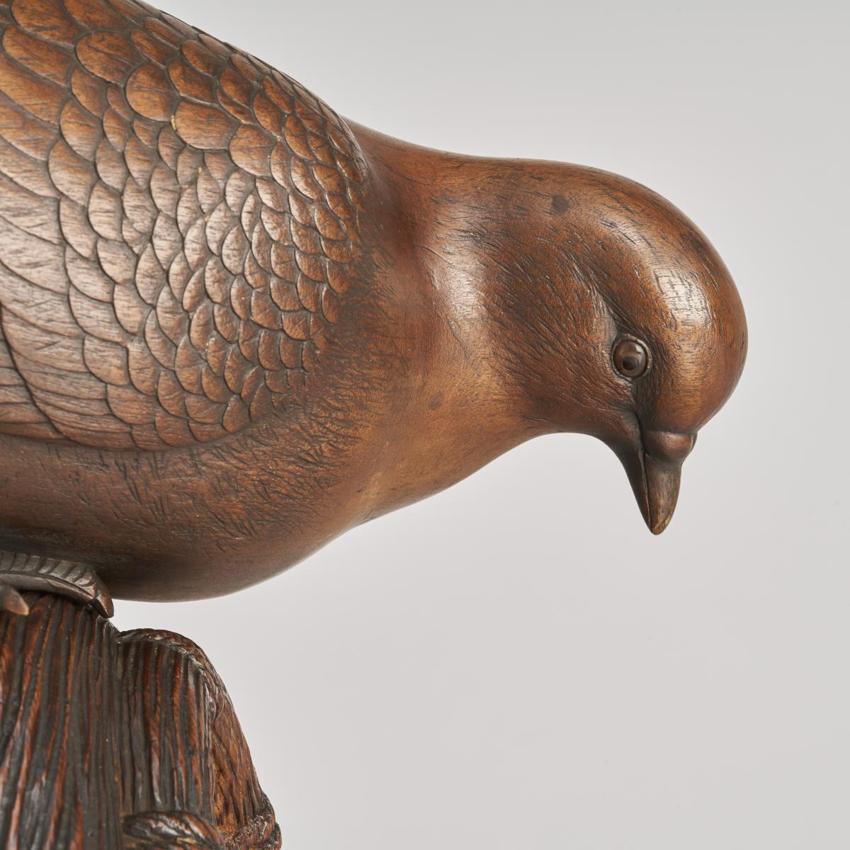 Japanese carved Wood Okimono of a Dove