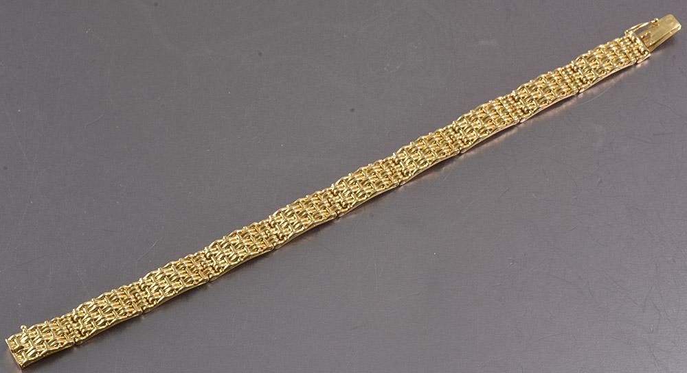 Gold 15ct Edwardian bracelet