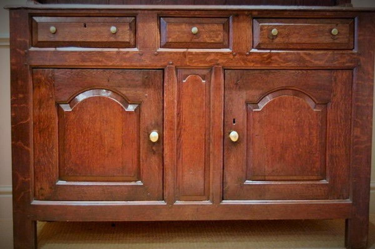 Late 18th Century Oak Welsh Dresser