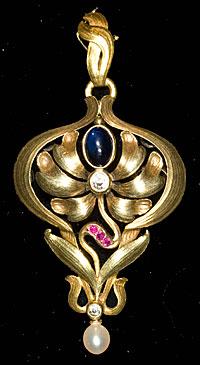 18ct gold French sapphire diamond and pearl Art Nouveau pendant 