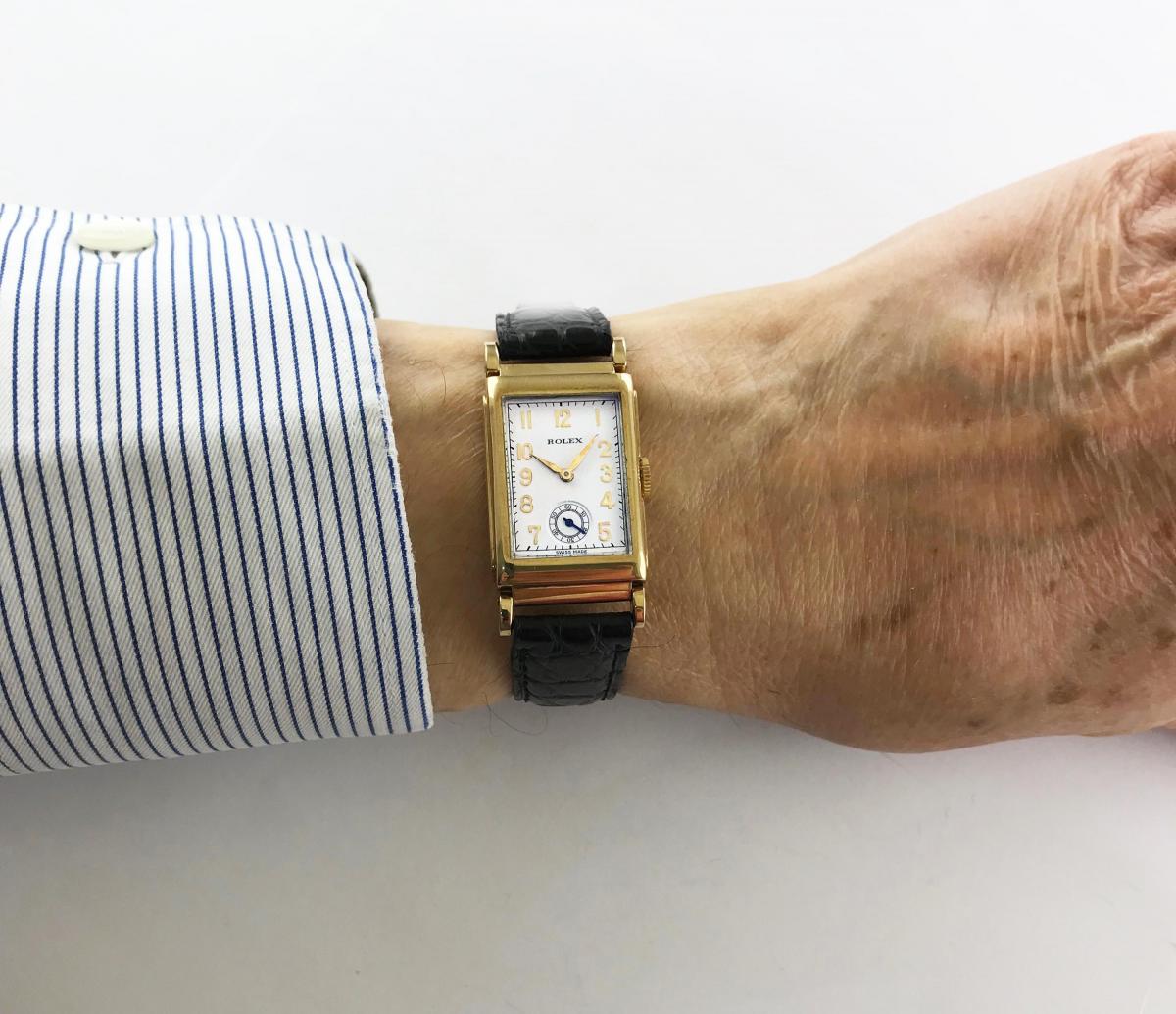Rolex, Yellow Gold, Art Deco, Articulated Lugs Chronometre Wristwatch, 1937
