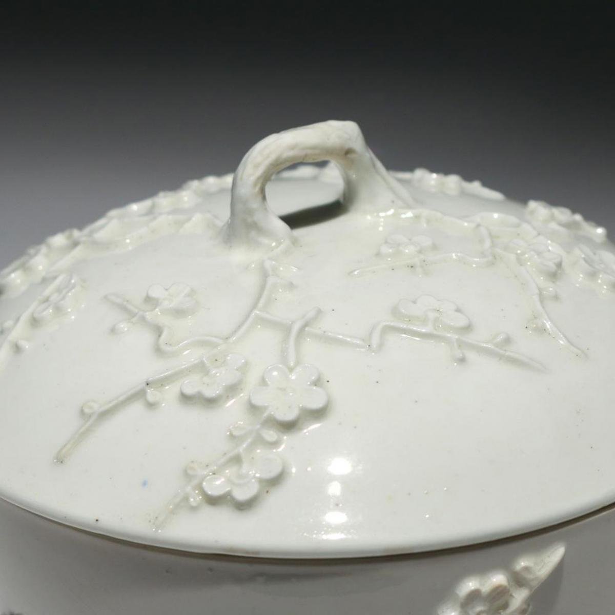 18th Century Bow Porcelain White Prunus Covered Bowl or Tureen & Cover