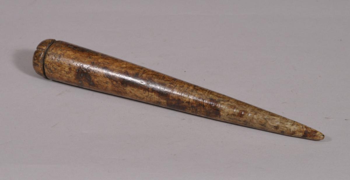 S/3966 Antique 18th Century Whale bone Fid